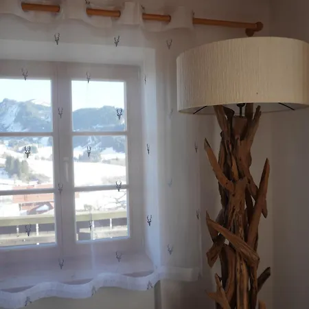 Bergzeit Auf 1000 M Hoehe Mit Balkon, Parkplatz, Wlan, Kueche * فيرتاخ