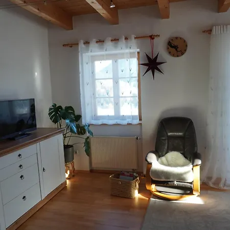 Bergzeit Auf 1000 M Hoehe Mit Balkon, Parkplatz, Wlan, Kueche