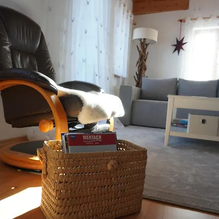 アパート Bergzeit Auf 1000 M Hoehe Mit Balkon, Parkplatz, Wlan, Kueche