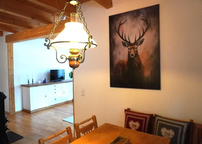 Bergzeit Auf 1000 M Hoehe Mit Balkon, Parkplatz, Wlan, Kueche Apartament