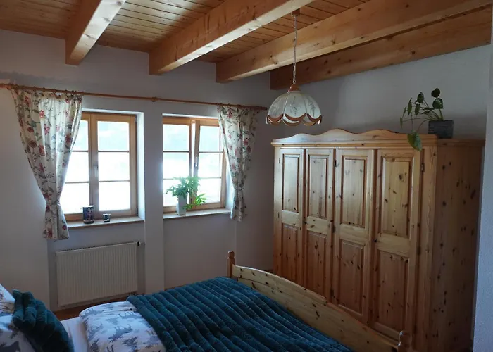 Bergzeit Auf 1000 M Hoehe Mit Balkon, Parkplatz, Wlan, Kueche Apartament *